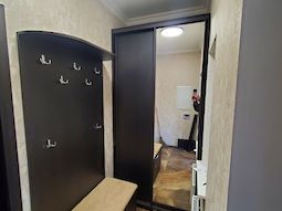 Шкаф-купе и обувница для прихожей